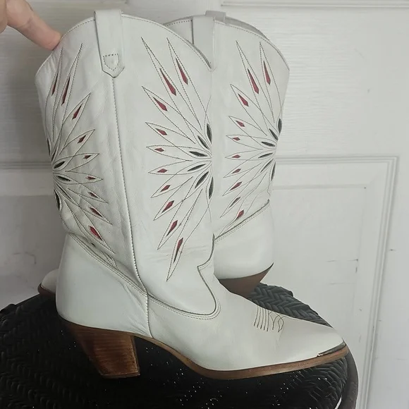 Dingo Vintage White Leather Western Cowboy Boots Laser Star Cutout Size 6.5 - Picture 6 of 15